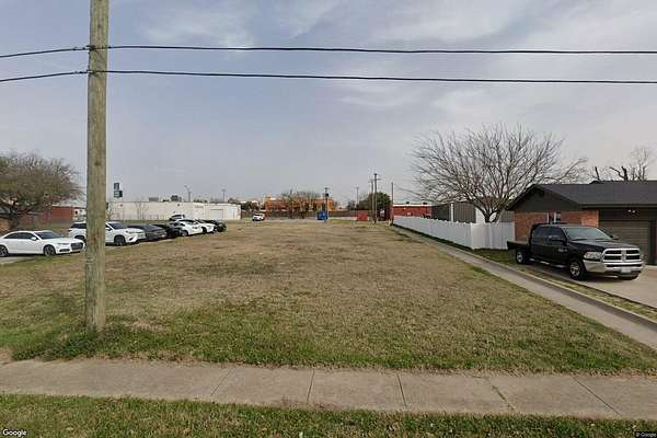 0.35 Acres of Commercial Land for Sale in Benbrook, Texas