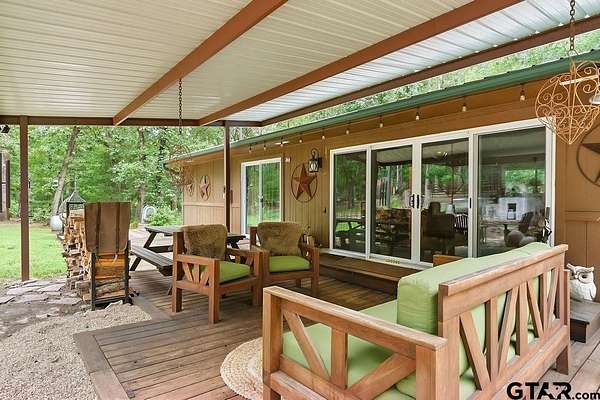 4.17 Acres of Land with Home for Sale in Winnsboro, Texas