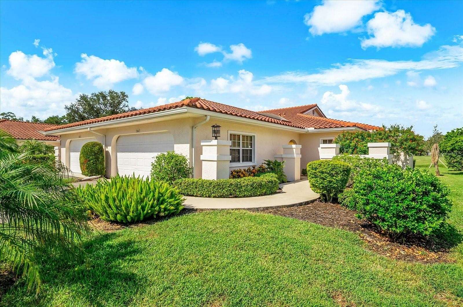 5.75 Acres of Land with Home for Sale in Sarasota, Florida