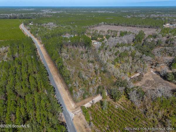 8 Acres of Residential Land for Sale in Saint George, Georgia