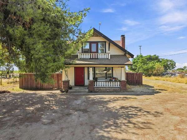 9 Acres of Land with Home for Sale in Lemoore, California