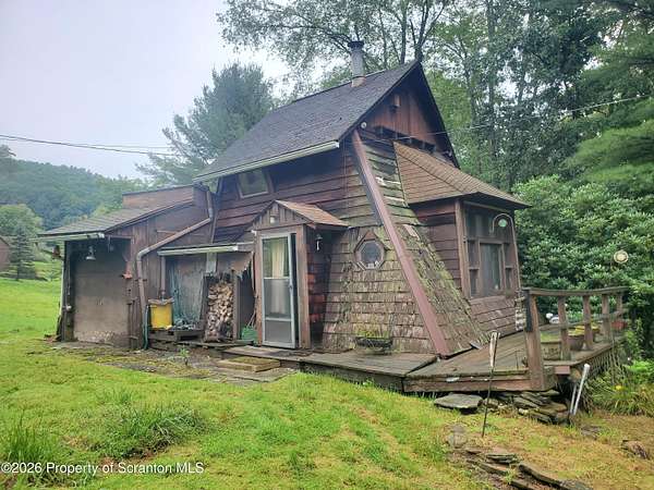 25.9 Acres of Recreational Land with Home for Sale in Susquehanna, Pennsylvania
