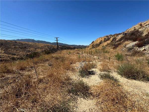 0.08 Acres of Land for Sale in Newhall, California