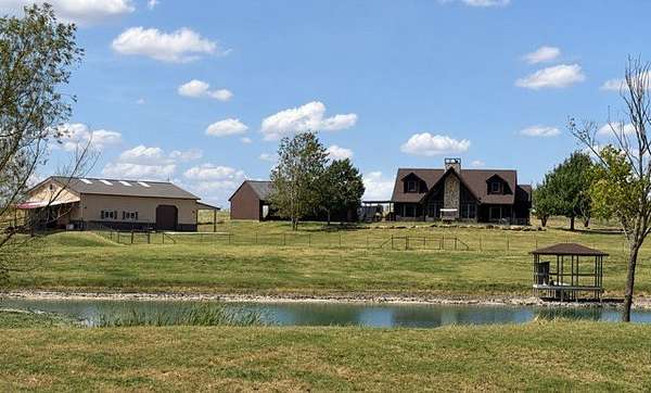 9.52 Acres of Land with Home for Sale in Ennis, Texas