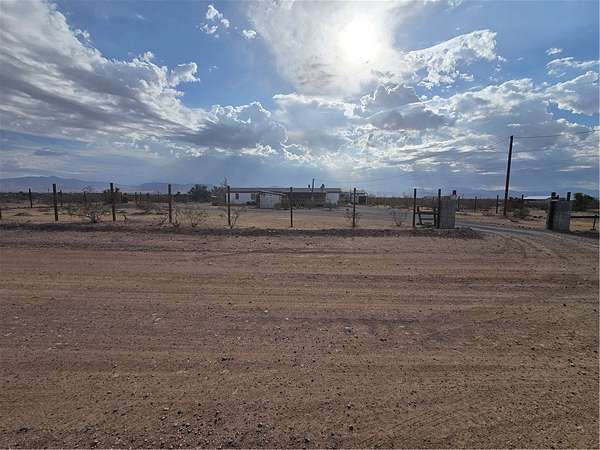 2.35 Acres of Land with Home for Sale in Golden Valley, Arizona