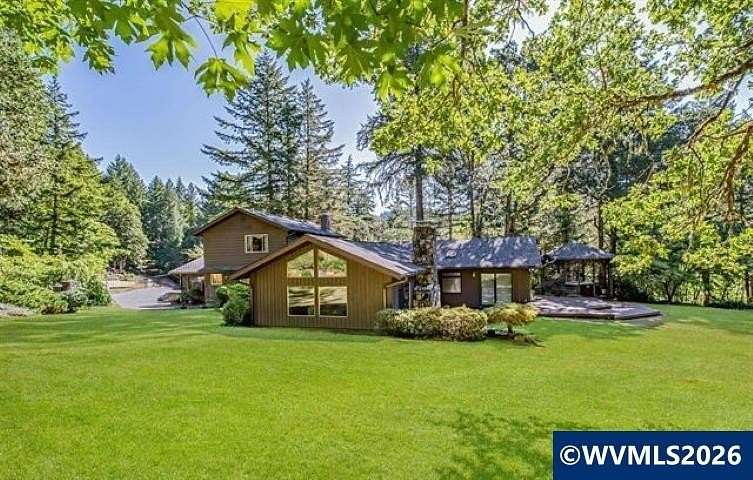 14.3 Acres of Land with Home for Sale in Philomath, Oregon