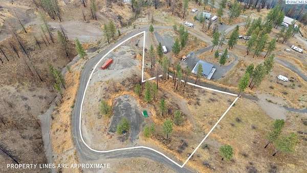2 Acres of Residential Land for Sale in Davenport, Washington