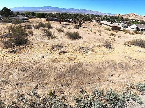 0.47 Acres of Residential Land for Sale in Lake Los Angeles, California