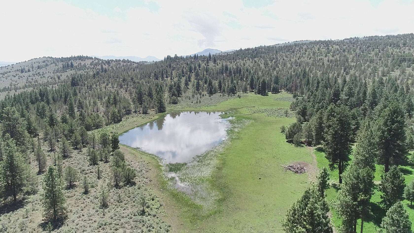 1,876 Acres of Land for Sale in Unity, Oregon