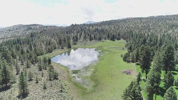 1,876 Acres of Land for Sale in Unity, Oregon