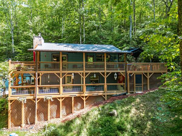 1.83 Acres of Land with Home for Sale in Murphy, North Carolina
