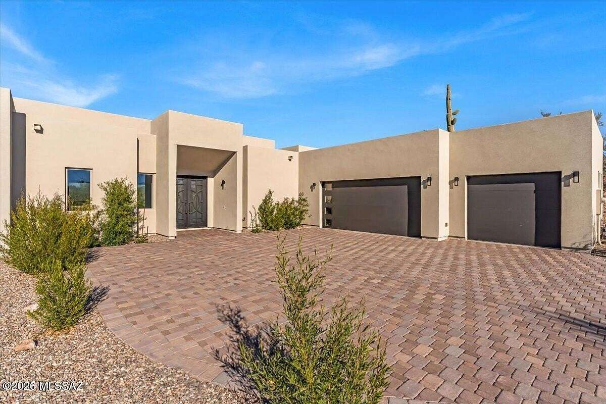 2 Acres of Land with Home for Sale in Vail, Arizona