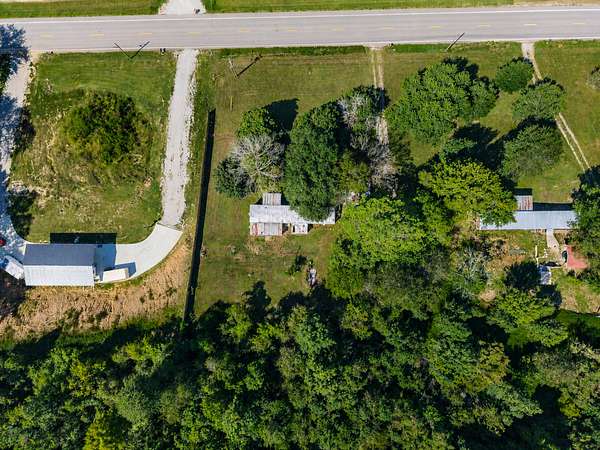 2.8 Acres of Land with Home for Sale in Lynnville, Tennessee