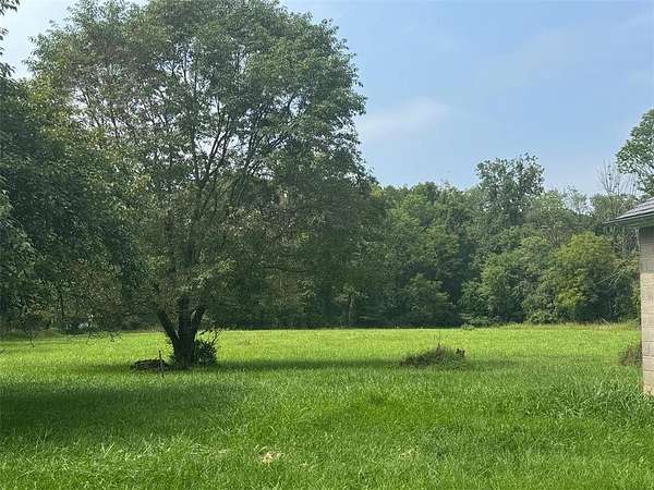 8 Acres of Residential Land for Sale in Bushkill Township, Pennsylvania