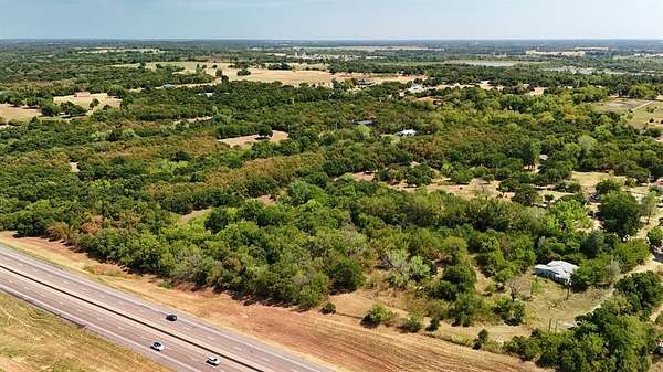 5 Acres of Land for Sale in Jones, Oklahoma
