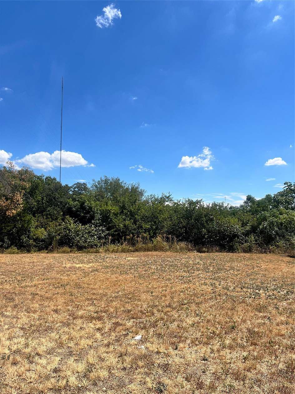 1.44 Acres of Residential Land for Sale in Cedar Hill, Texas