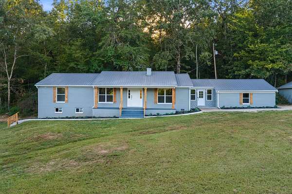 2 Acres of Land with Home for Sale in Florence, Alabama