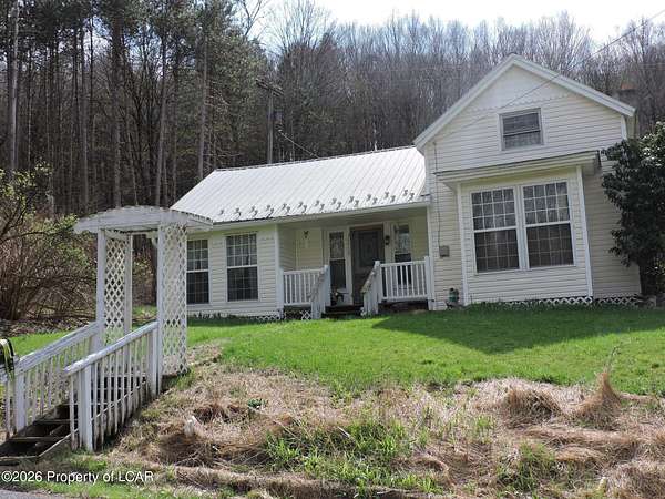 8 Acres of Land with Home for Sale in Tunkhannock, Pennsylvania