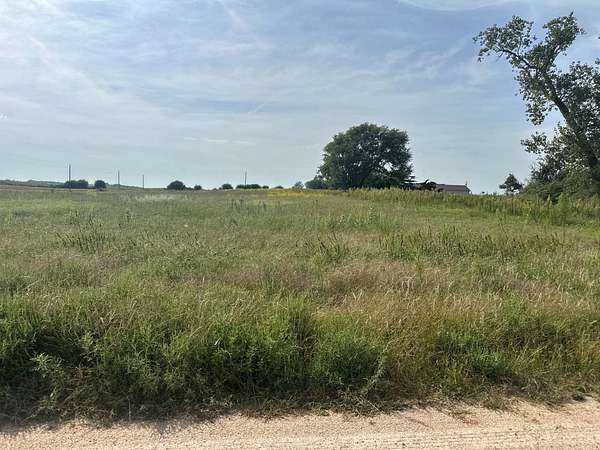 3 Acres of Residential Land for Sale in St. Paul, Nebraska
