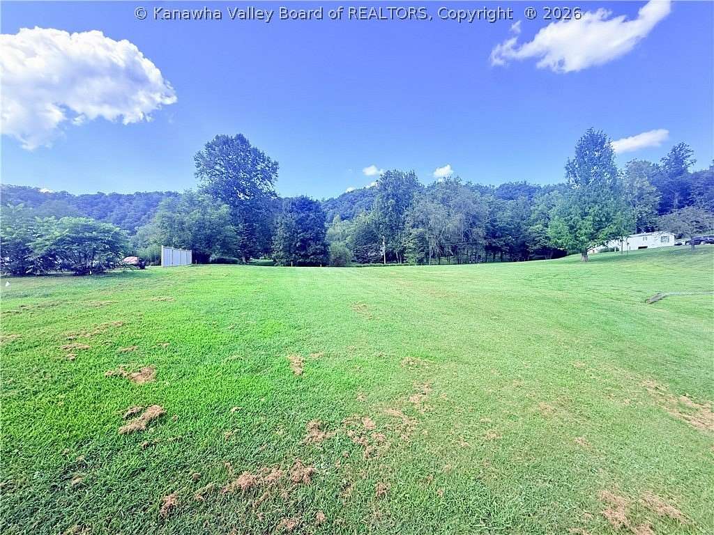 1 Acre of Residential Land for Sale in Sissonville, West Virginia