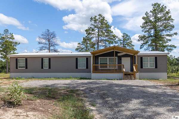 2.5 Acres of Land with Home for Sale in West Monroe, Louisiana