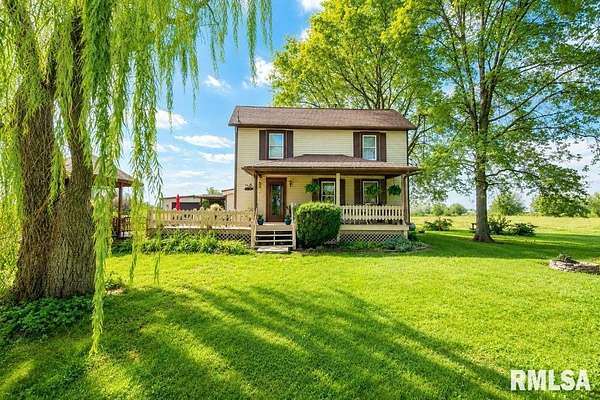 4.14 Acres of Land with Home for Sale in Pekin, Illinois