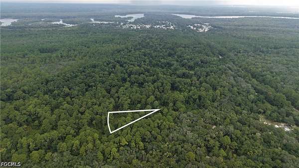 1.37 Acres of Land for Sale in Satsuma, Florida