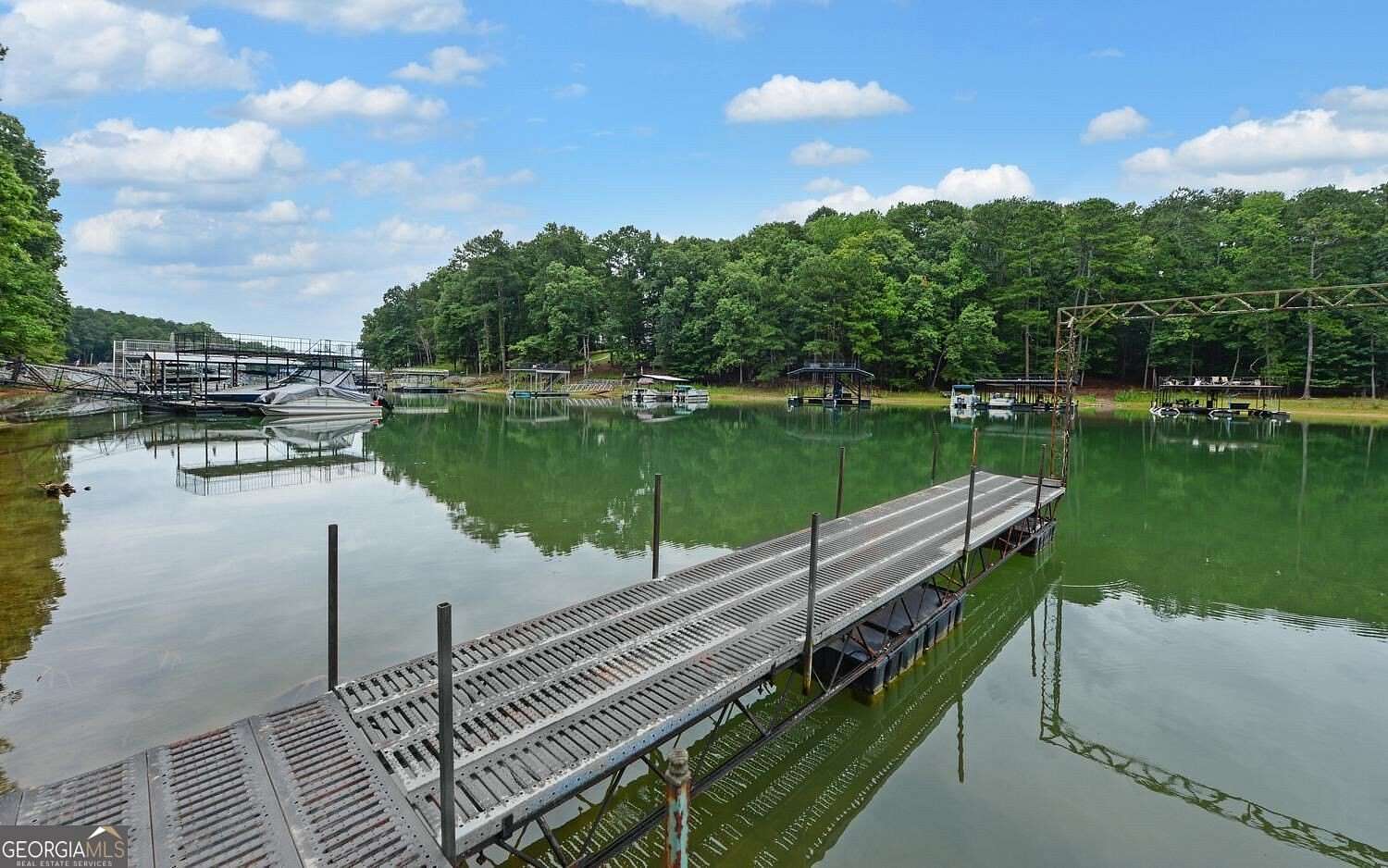 1 Acre of Residential Land for Sale in Buford, Georgia