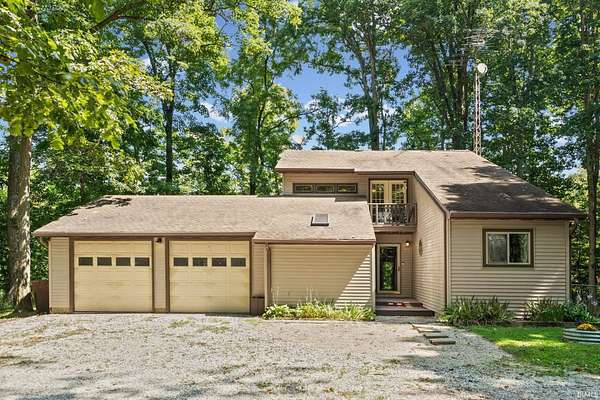 4.34 Acres of Land with Home for Sale in Waveland, Indiana