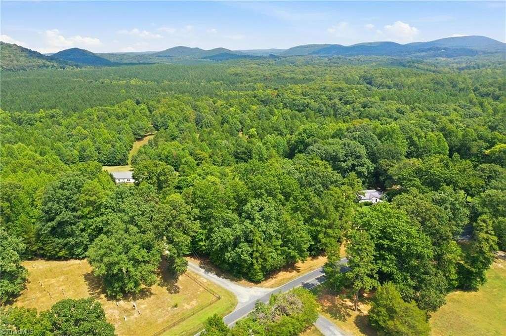 10 Acres of Residential Land for Sale in Asheboro, North Carolina