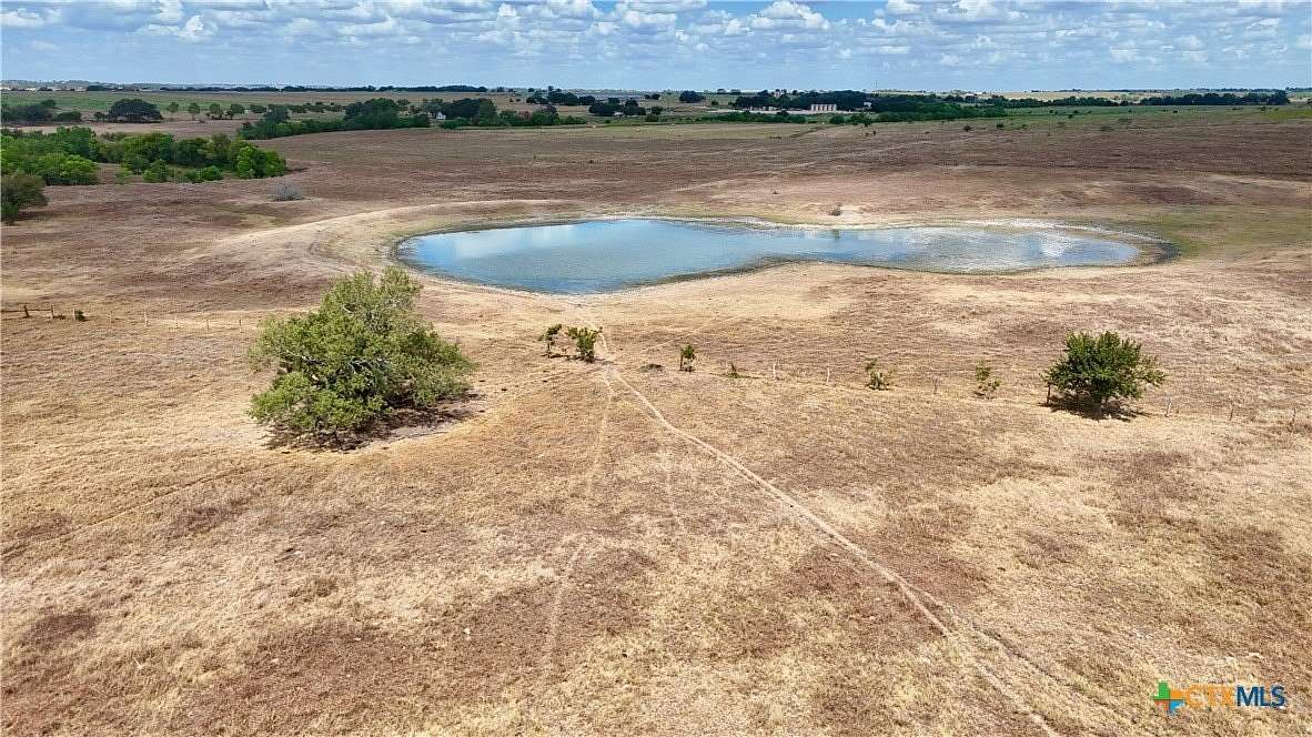 45.2 Acres of Land for Sale in Shiner, Texas