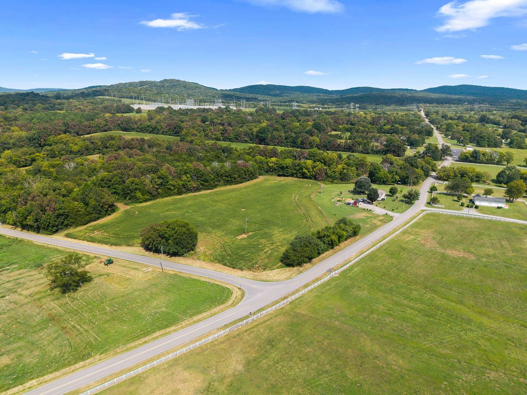 5.14 Acres of Land for Sale in College Grove, Tennessee