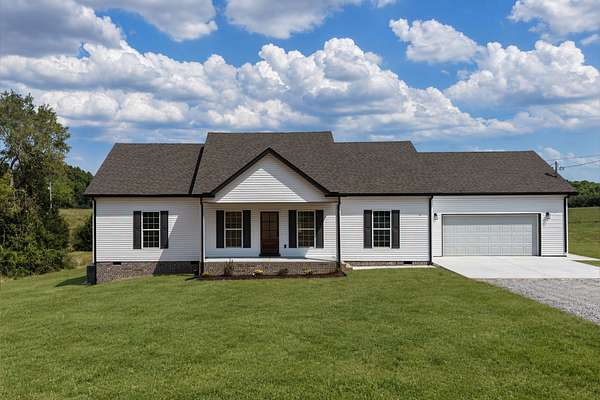 3.14 Acres of Land with Home for Sale in Shelbyville, Tennessee