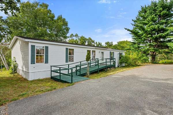 11.8 Acres of Land with Home for Sale in Lamoine Town, Maine
