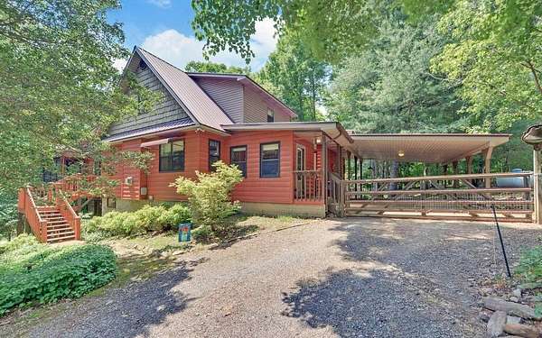 1.89 Acres of Land with Home for Sale in Mineral Bluff, Georgia