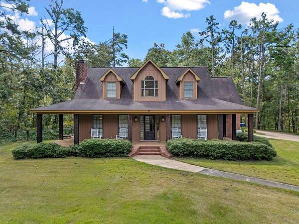 1.6 Acres of Land with Home for Sale in Oxford, Mississippi