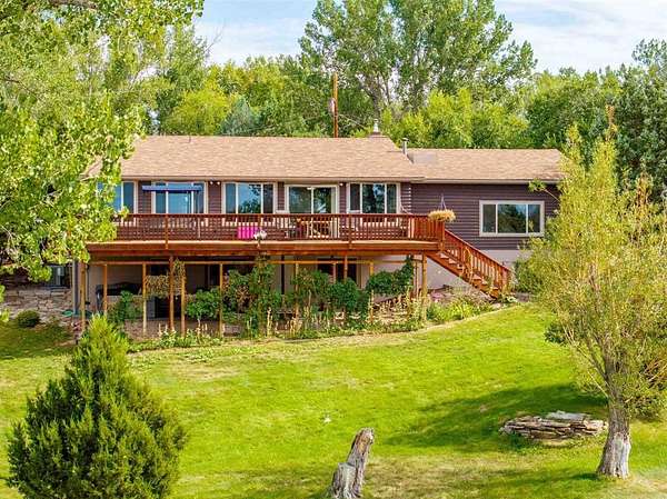 4.26 Acres of Land with Home for Sale in Greybull, Wyoming