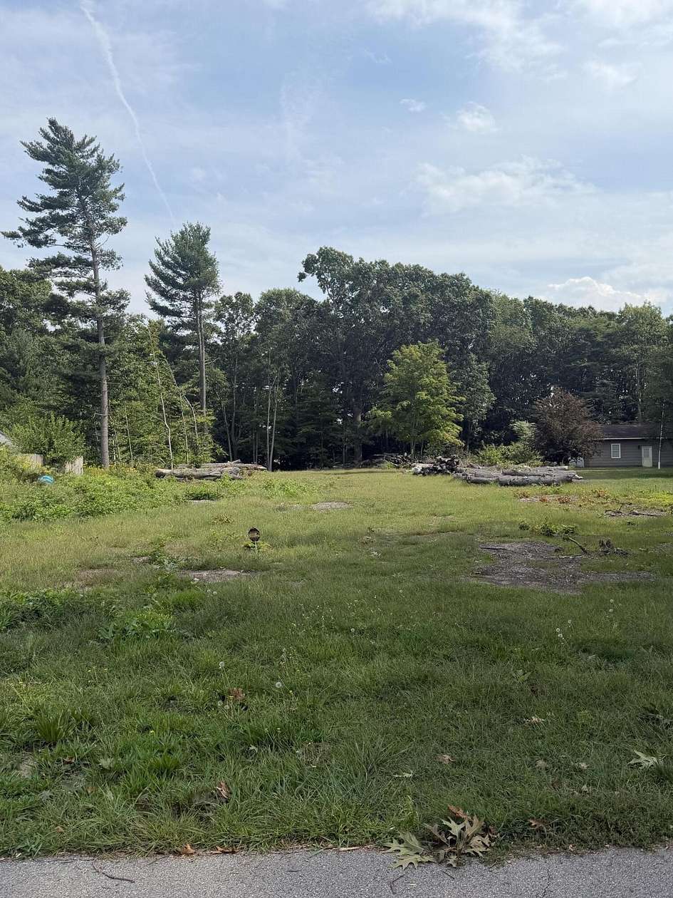 0.85 Acres of Residential Land for Sale in Muskegon, Michigan