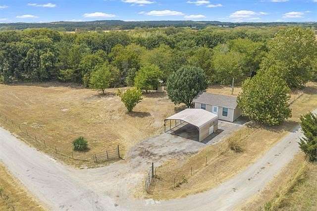 1 Acre of Land with Home for Sale in Marietta, Oklahoma
