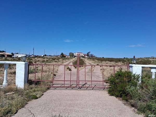 5 Acres of Land with Home for Sale in Roswell, New Mexico