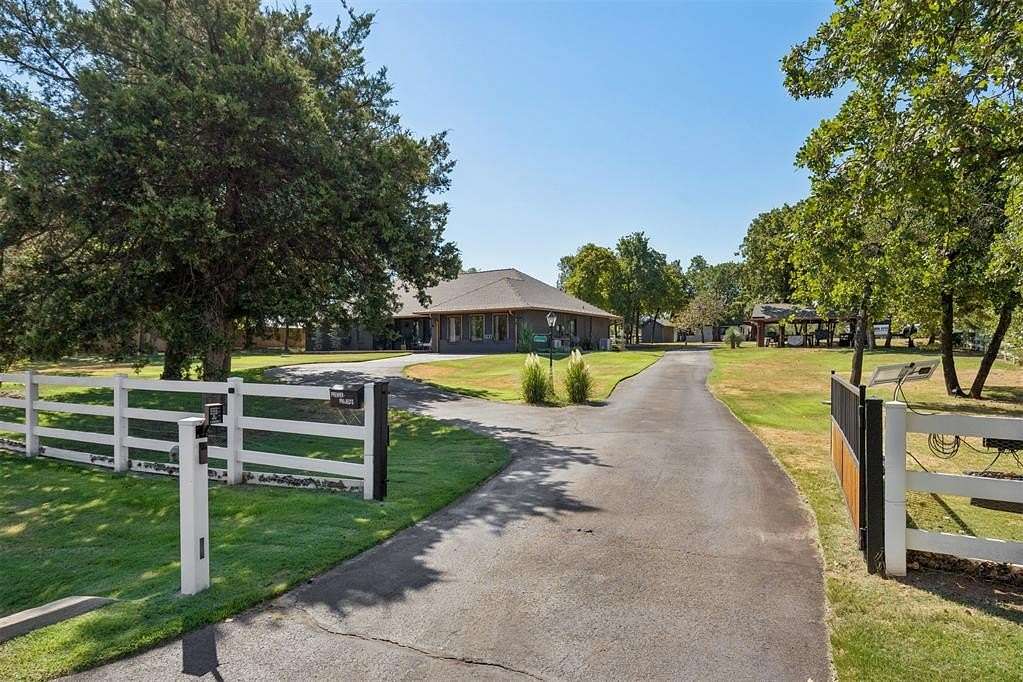 2.5 Acres of Land with Home for Sale in Edmond, Oklahoma
