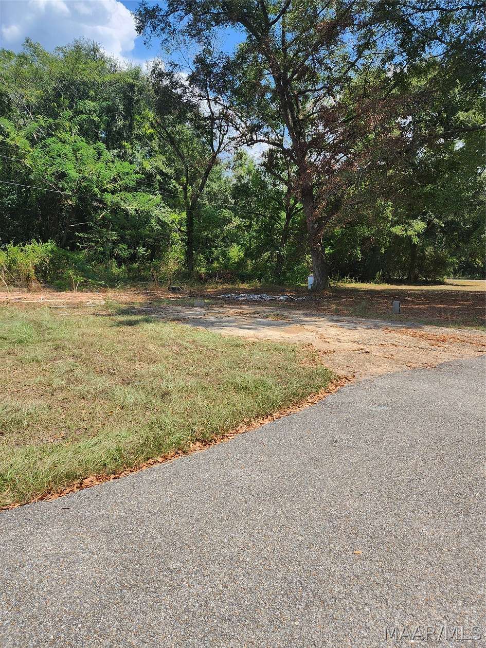 0.9 Acres of Residential Land for Sale in Montgomery, Alabama