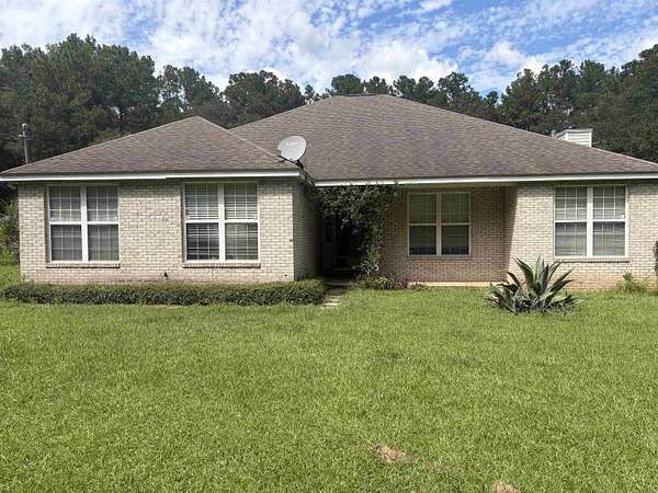 2 Acres of Land with Home for Sale in Crawfordville, Florida