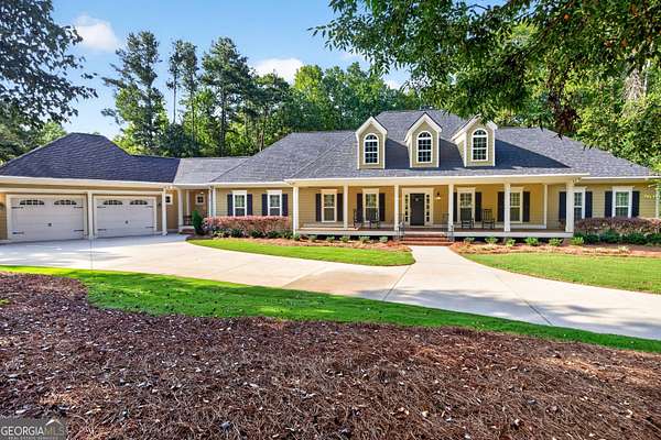2.12 Acres of Land with Home for Sale in Sharpsburg, Georgia