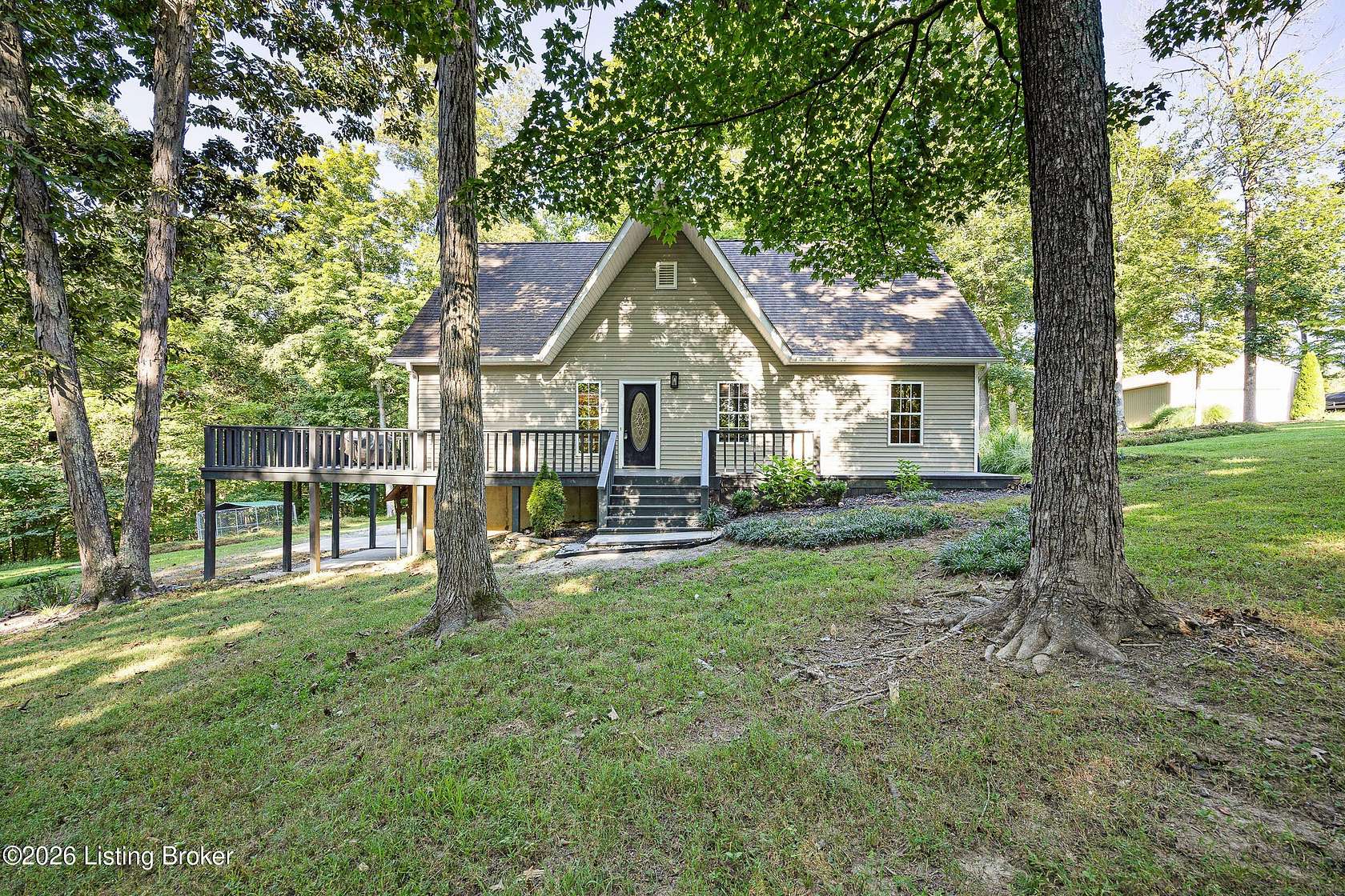 5 Acres of Land with Home for Sale in Bloomfield, Kentucky