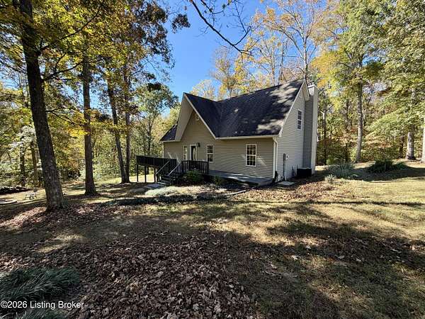 5 Acres of Land with Home for Sale in Bloomfield, Kentucky
