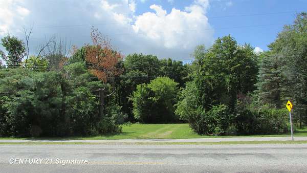 0.51 Acres of Residential Land for Sale in Freeland, Michigan