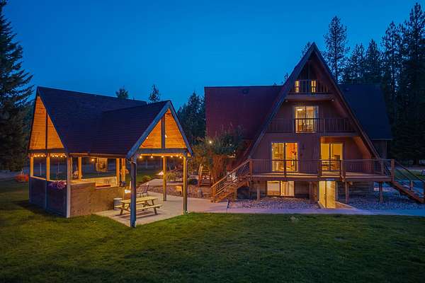6.2 Acres of Land with Home for Sale in Loon Lake, Washington