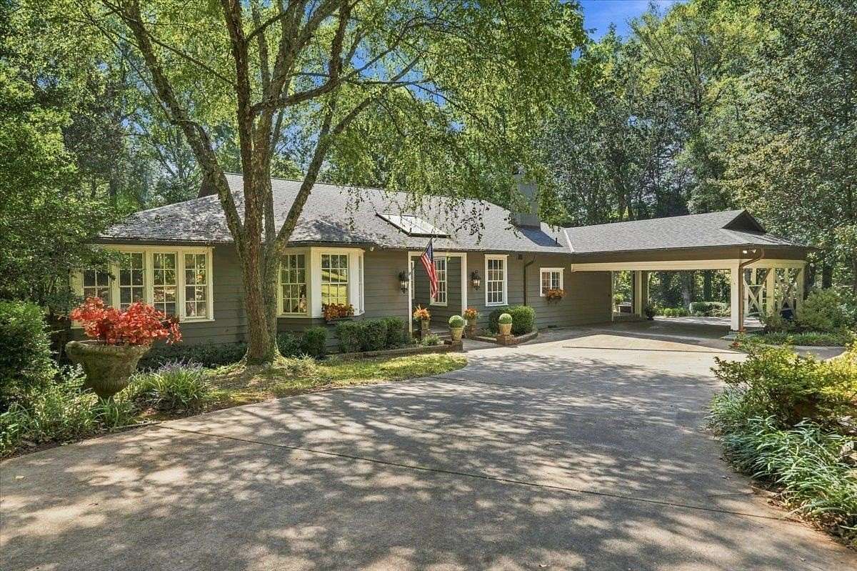 2.45 Acres of Land with Home for Sale in Spartanburg, South Carolina
