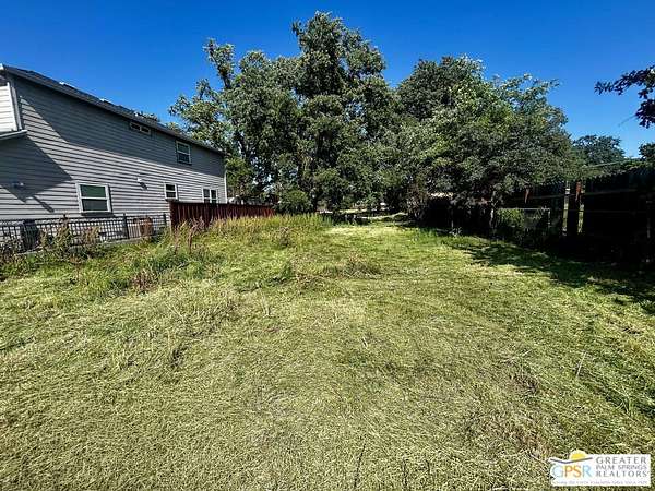 0.11 Acres of Residential Land for Sale in Clearlake, California